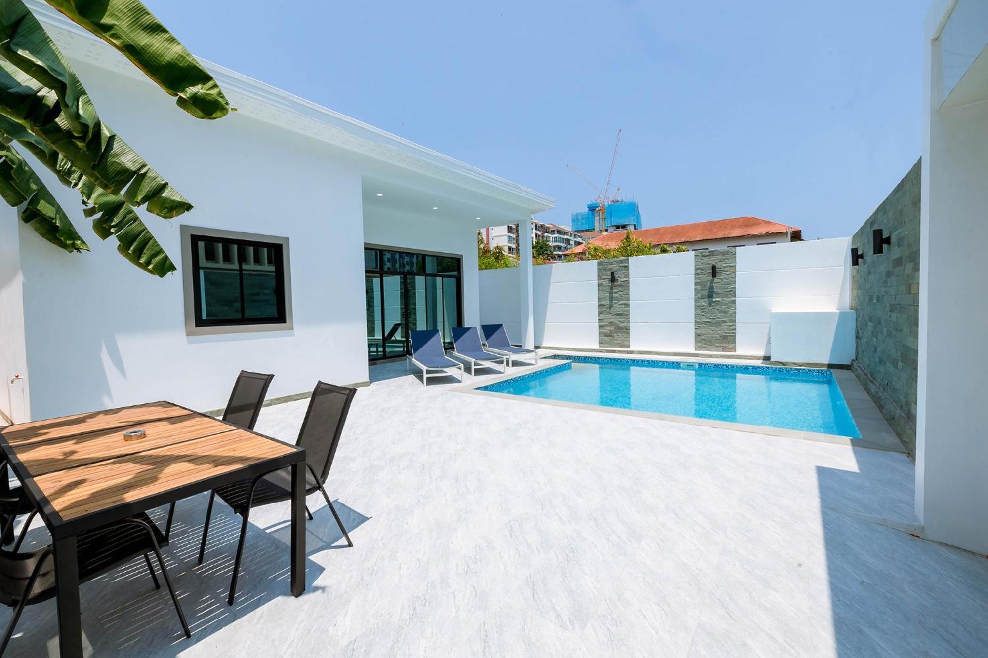 Pool 430 Nearby Walking Street Villa